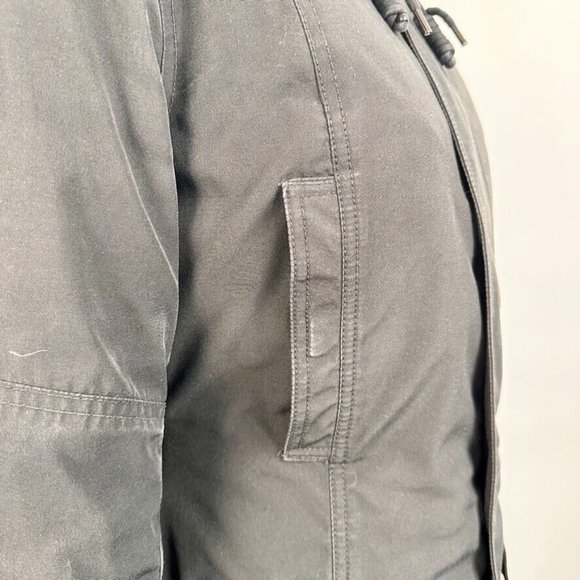 Aritzia Tna Womens Bancroft Parka Winter Coat Black Size M Warmest Goose Down - Picture 6 of 16